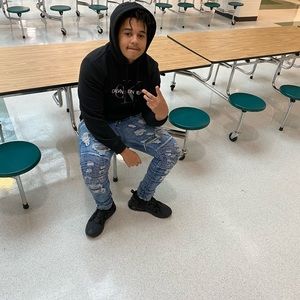 Meet your Posher, Ashton